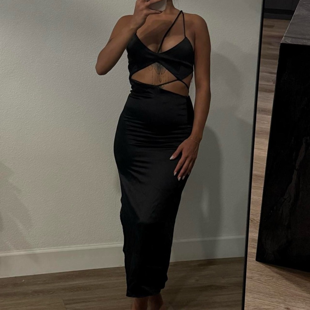 zara Black Cutout Midi Dress